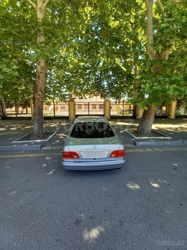 Mercedes E 230 1997, 240,000 km - 2.3 l - Mingəçevir