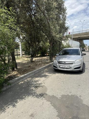 Opel Astra 2008, 230,000 km - 1.3 l - Bakı