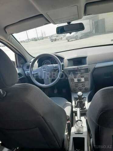Opel Astra 2004, 237,000 km - 1.4 l - Bakı