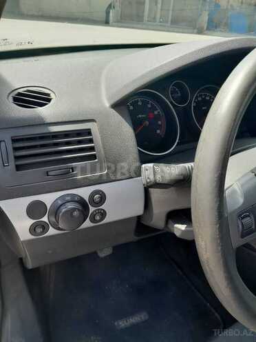 Opel Astra 2004, 237,000 km - 1.4 l - Bakı