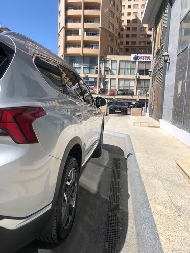Hyundai Santa Fe 2023, 1,950 km - 1.6 l - Bakı
