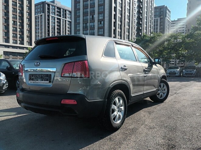 Kia Sorento 2009, 183,800 km - 2.0 l - Bakı