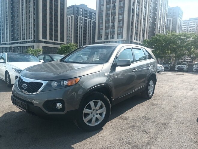 Kia Sorento 2009, 183,800 km - 2.0 l - Bakı
