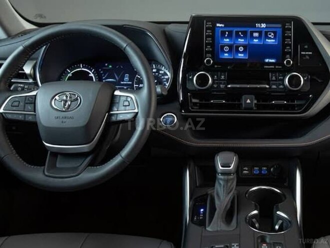 Toyota Highlander 2022, 29,000 km - 2.5 l - Bakı