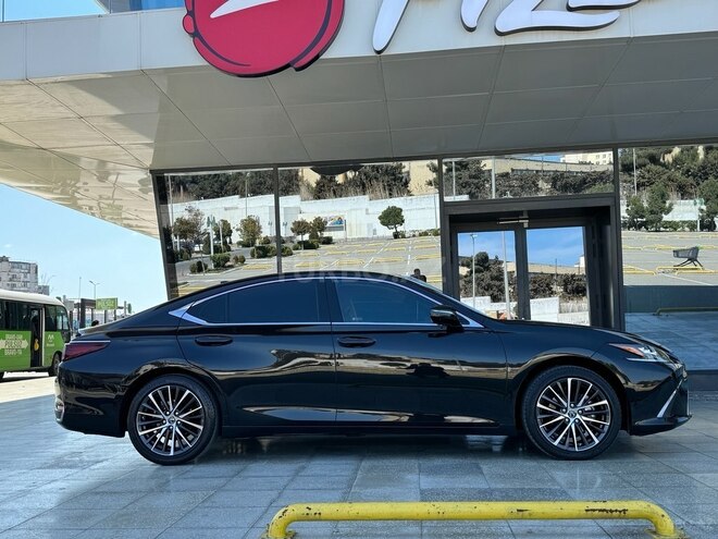 Lexus ES 250 2022, 49,000 km - 2.5 л - Bakı