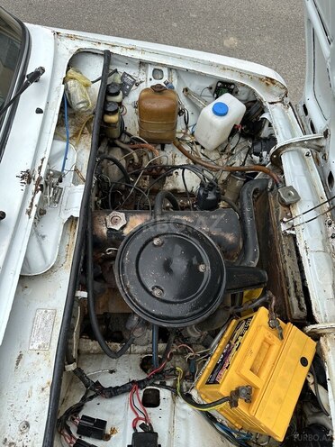 LADA (VAZ) 2106 1986, 99,000 km - 1.5 l - Salyan