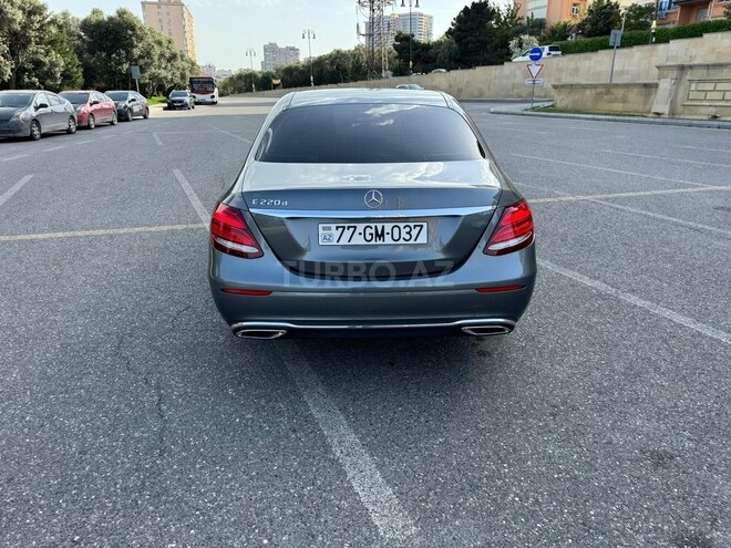 Mercedes E 220 d