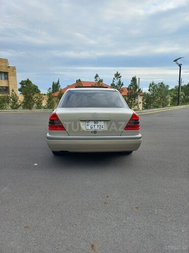 Mercedes C 230 1996, 421,000 km - 2.3 l - Şəki