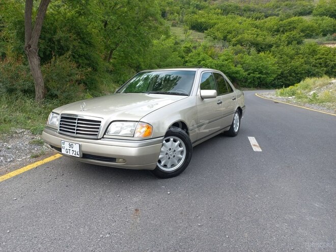 Mercedes C 230 1996, 421,000 km - 2.3 l - Şəki