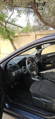 Opel Astra 2009, 213,000 km - 1.3 l - Bakı