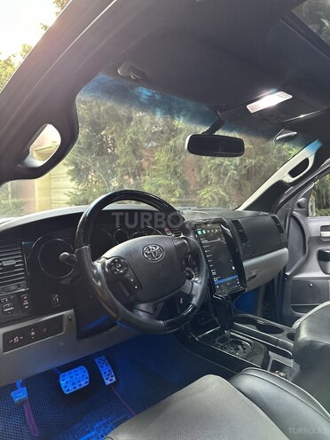 Toyota  2008, 450,616 km - 5.7 l - Bakı
