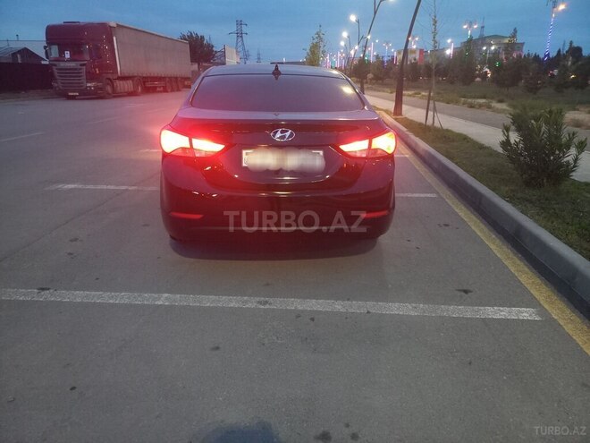 Hyundai Elantra 2015, 192,000 km - 1.8 л - Bakı