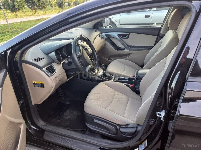 Hyundai Elantra 2015, 192,000 km - 1.8 л - Bakı