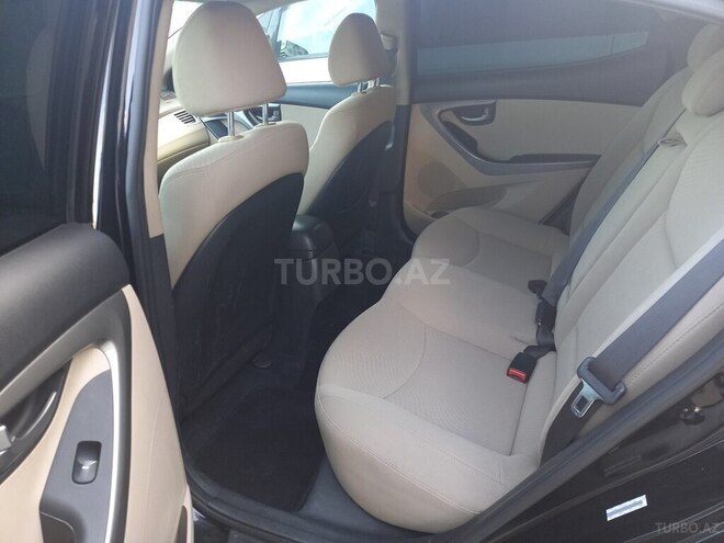 Hyundai Elantra 2015, 192,000 km - 1.8 л - Bakı