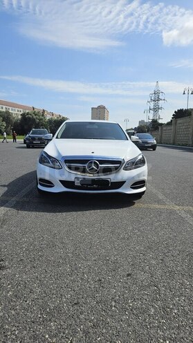 Mercedes E 220 d 2013, 211,000 km - 2.2 л - Bakı