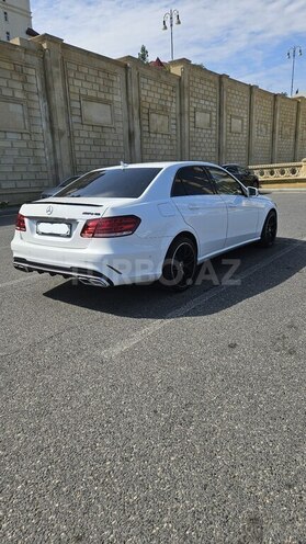 Mercedes E 220 d 2013, 211,000 km - 2.2 л - Bakı
