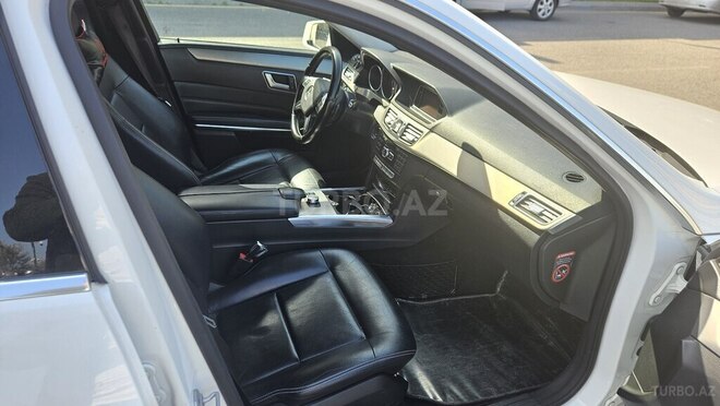 Mercedes E 220 d 2013, 211,000 km - 2.2 л - Bakı