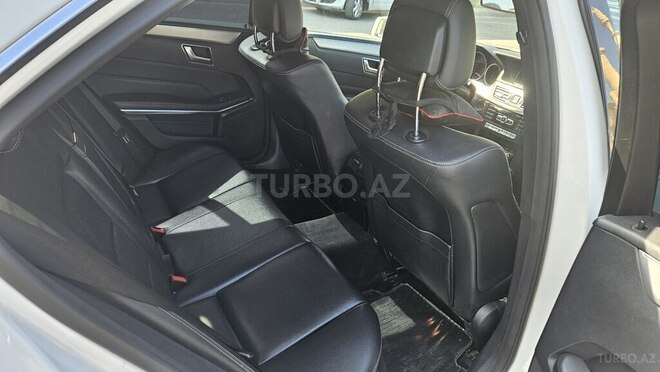 Mercedes E 220 d 2013, 211,000 km - 2.2 л - Bakı