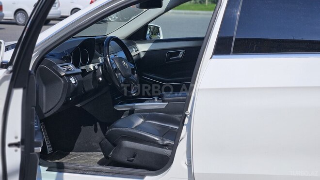 Mercedes E 220 d 2013, 211,000 km - 2.2 л - Bakı