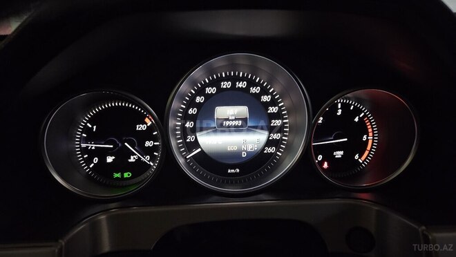 Mercedes E 220 d 2013, 211,000 km - 2.2 л - Bakı
