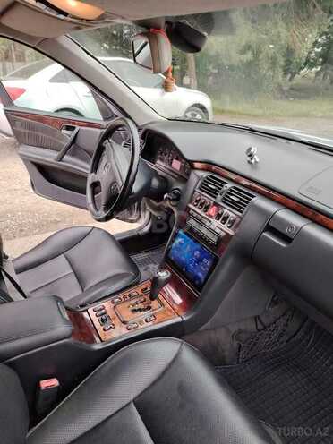 Mercedes C 220 d 2000, 310,456 km - 2.2 л - Masallı