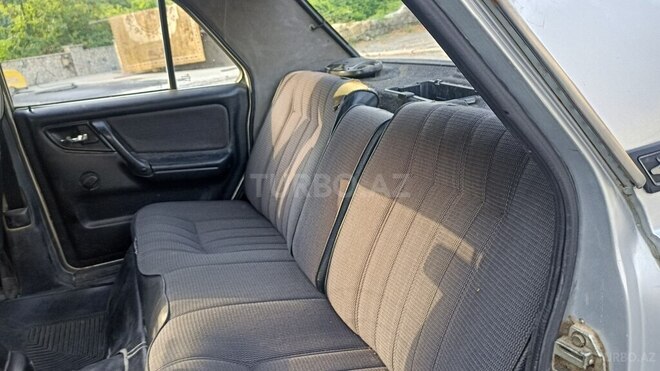 GAZ 3110 2002, 318,000 km - 2.4 l - İsmayıllı