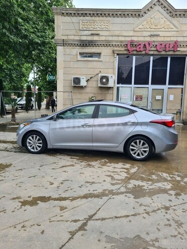 Hyundai Elantra 2015, 123,545 km - 1.8 l - Ağcabədi