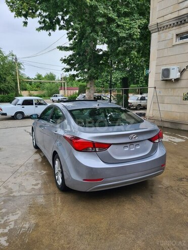 Hyundai Elantra 2015, 123,545 km - 1.8 l - Ağcabədi