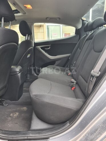 Hyundai Elantra 2015, 123,545 km - 1.8 l - Ağcabədi