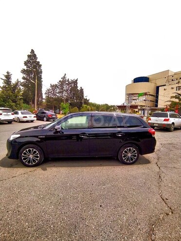 Toyota Corolla Fielder 2017, 219,331 km - 1.5 l - Bakı