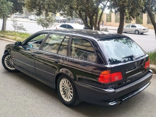 BMW 520 1999, 281,000 km - 2.2 l - Bakı