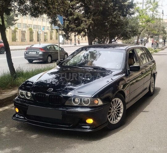 BMW 520 1999, 281,000 km - 2.2 l - Bakı