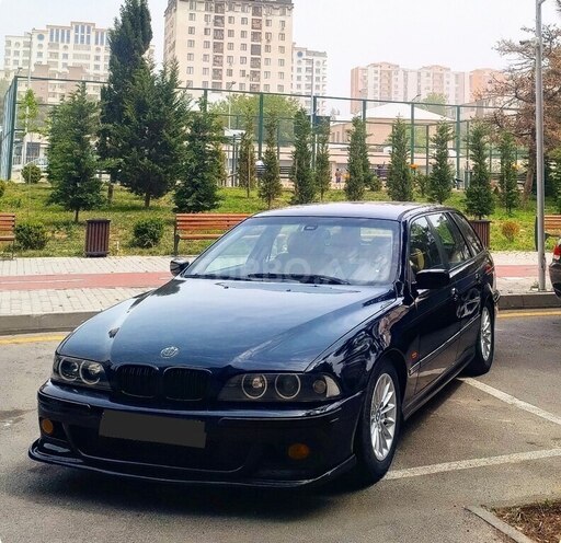 BMW 520 1999, 281,000 km - 2.2 l - Bakı