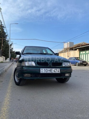 Volkswagen Polo 1995, 269,177 km - 1.6 l - Bakı
