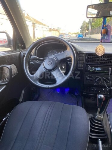 Volkswagen Polo 1995, 269,177 km - 1.6 l - Bakı