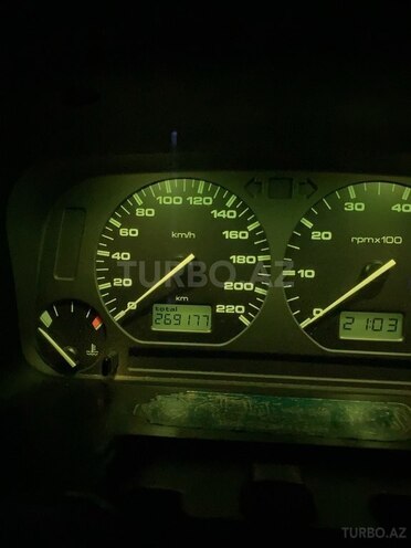 Volkswagen Polo 1995, 269,177 km - 1.6 l - Bakı