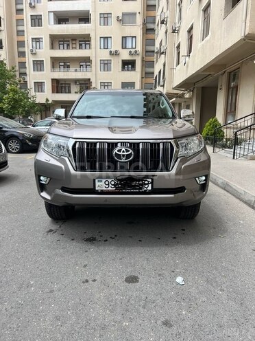 Toyota Land Cruiser Prado 2018, 144,000 km - 3.0 л - Bakı