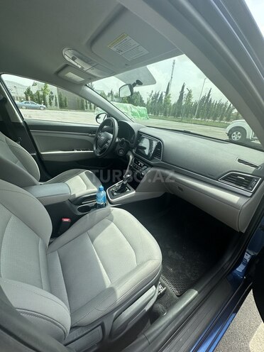 Hyundai Elantra 2016, 104,500 km - 2.0 л - Bakı