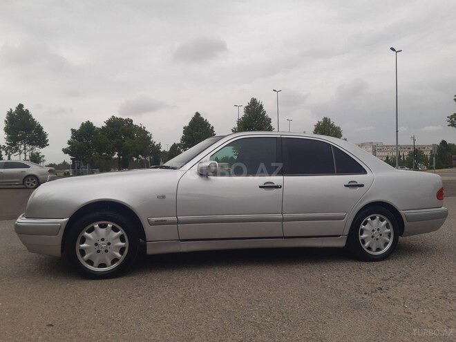 Mercedes E 200 1999, 335,000 km - 2.0 l - Gəncə