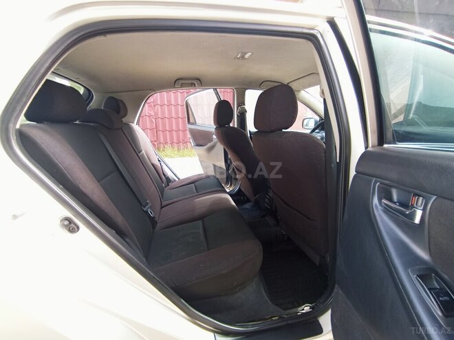 Toyota Corolla 2004, 417,000 km - 1.4 л - Sumqayıt