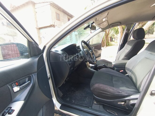 Toyota Corolla 2004, 417,000 km - 1.4 л - Sumqayıt
