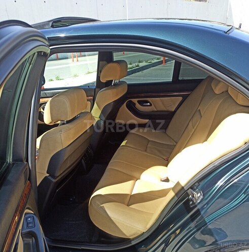 BMW 528 1999, 280,000 km - 2.8 l - Bakı