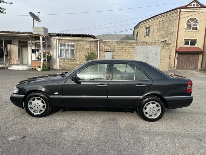 Mercedes C 200 1995, 446,127 km - 2.0 л - Bakı