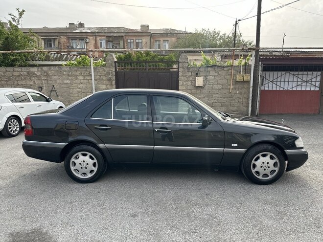 Mercedes C 200 1995, 446,127 km - 2.0 л - Bakı
