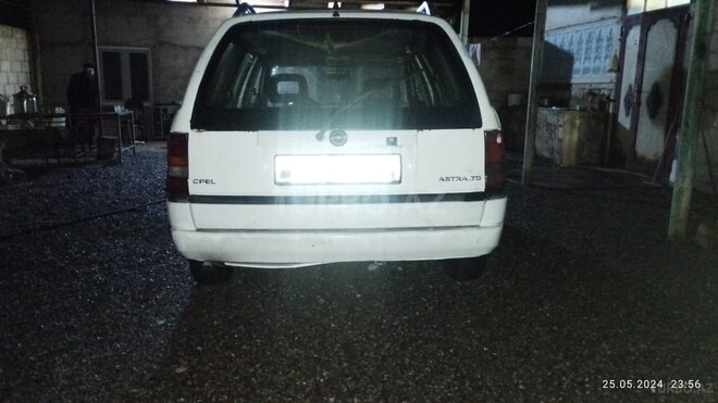 Opel Astra 1996, 237,783 km - 1.7 l - Bərdə