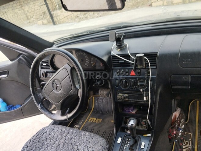Mercedes C 220 d 1998, 100,000 km - 2.2 l - Bakı