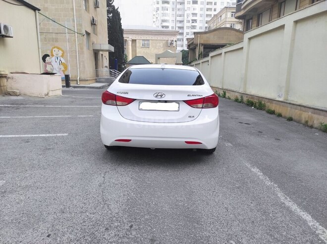 Hyundai Elantra 2013, 231,000 km - 1.8 л - Bakı