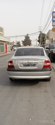 Opel Vectra 1997, 167,000 km - 1.8 l - Bakı