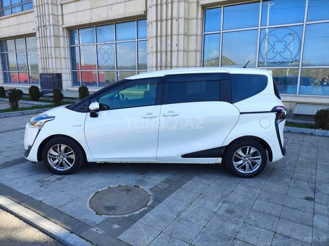 Toyota Sienta 2017, 45,000 km - 1.5 л - Bakı