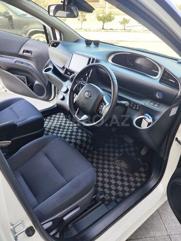 Toyota Sienta 2017, 45,000 km - 1.5 л - Bakı